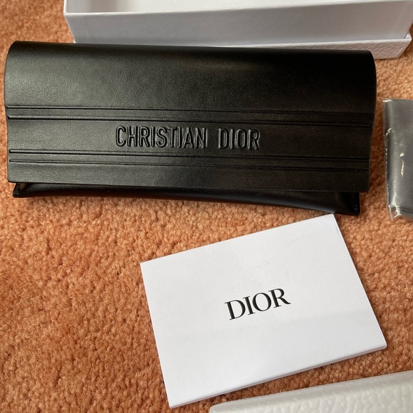 DIOR boxes one with case and one without - Picture 7 of 16
